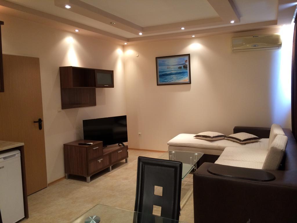 Golden Sea View Apartments Pomorie Eksteriør billede