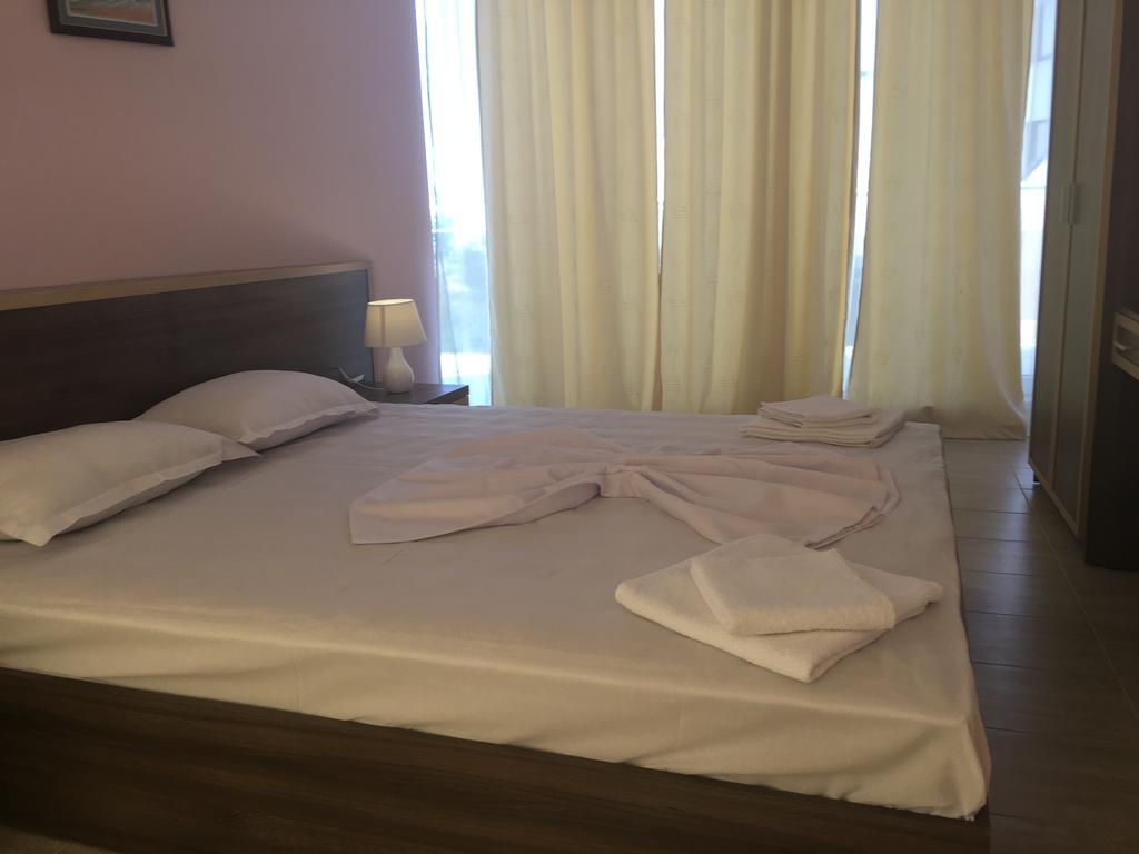 Golden Sea View Apartments Pomorie Eksteriør billede